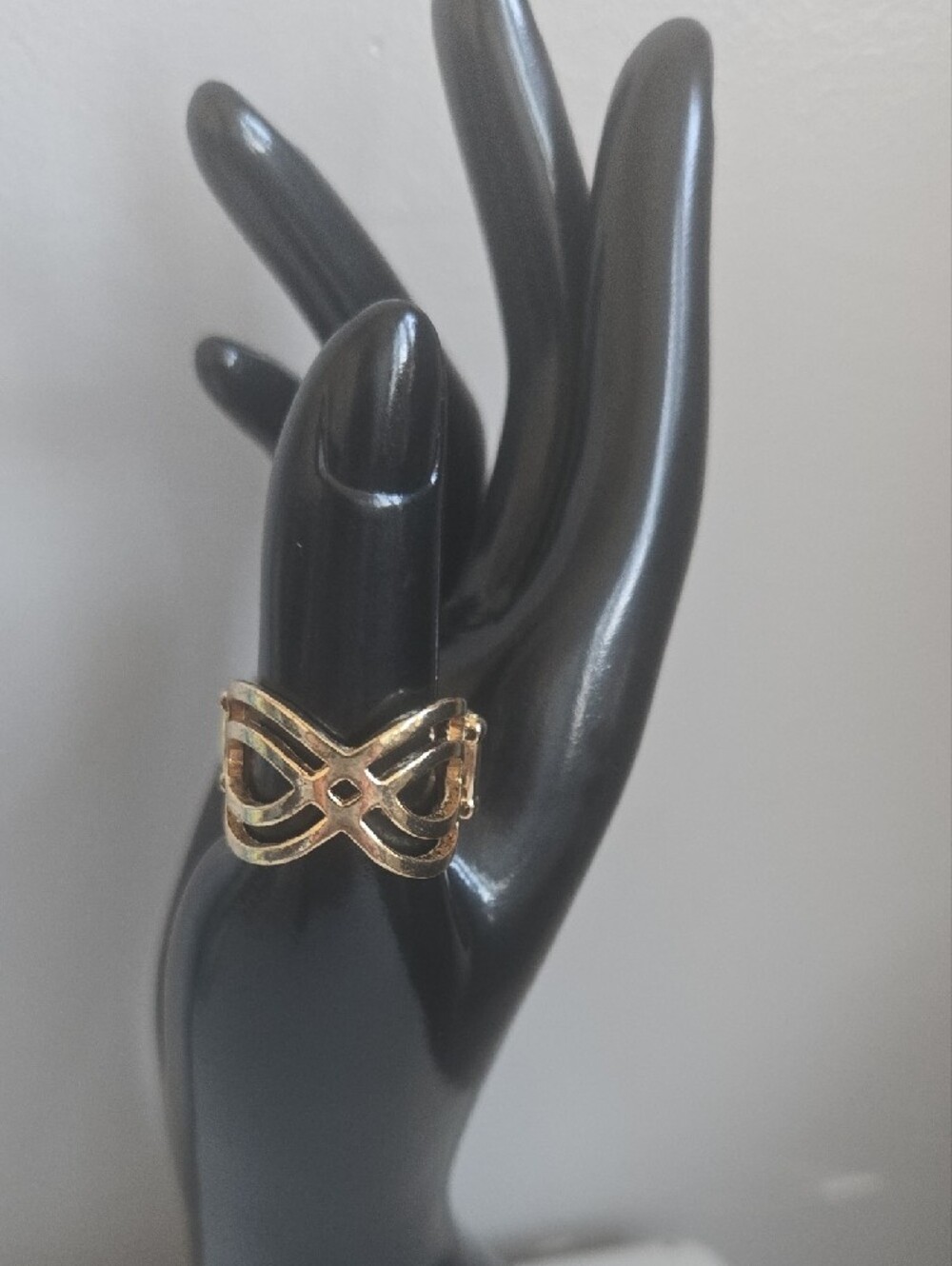 Ring - Picture 6 of 6